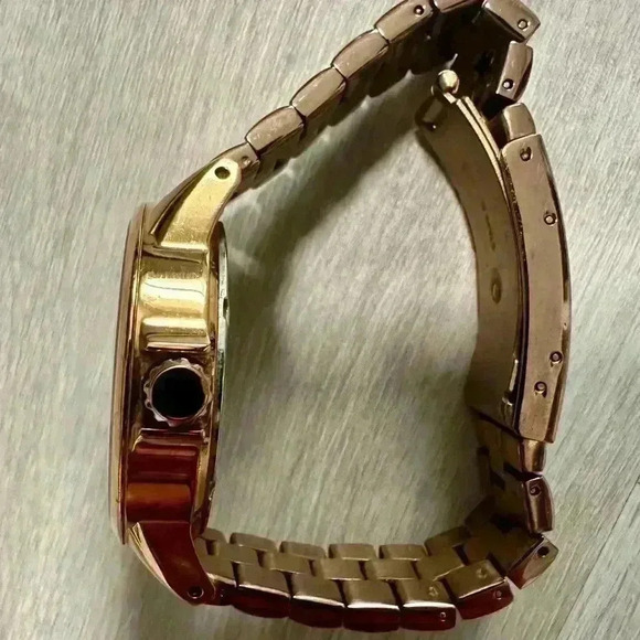 Fossil Rose Gold Watch 10ATM - Picture 3 of 15